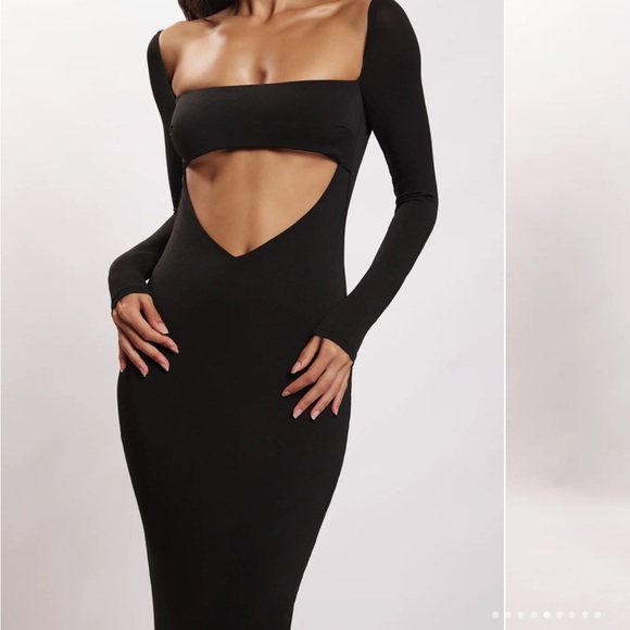 Ashleigh Meshki Dress. Brand new, never worn with tags. Size S - Picture 2 of 5